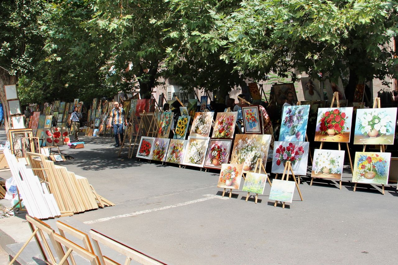 Вернисаж, Ереван