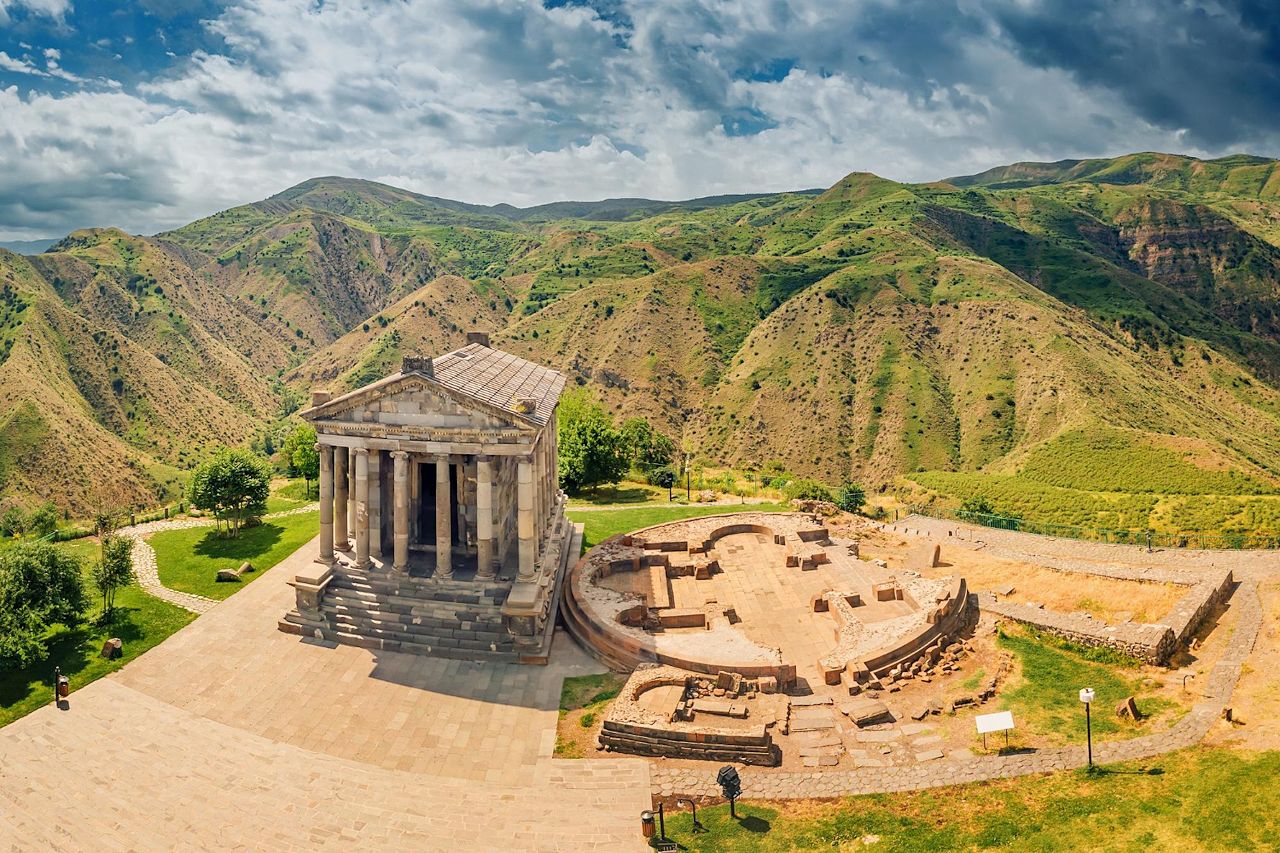 Храм Гарни Храм Гарни
