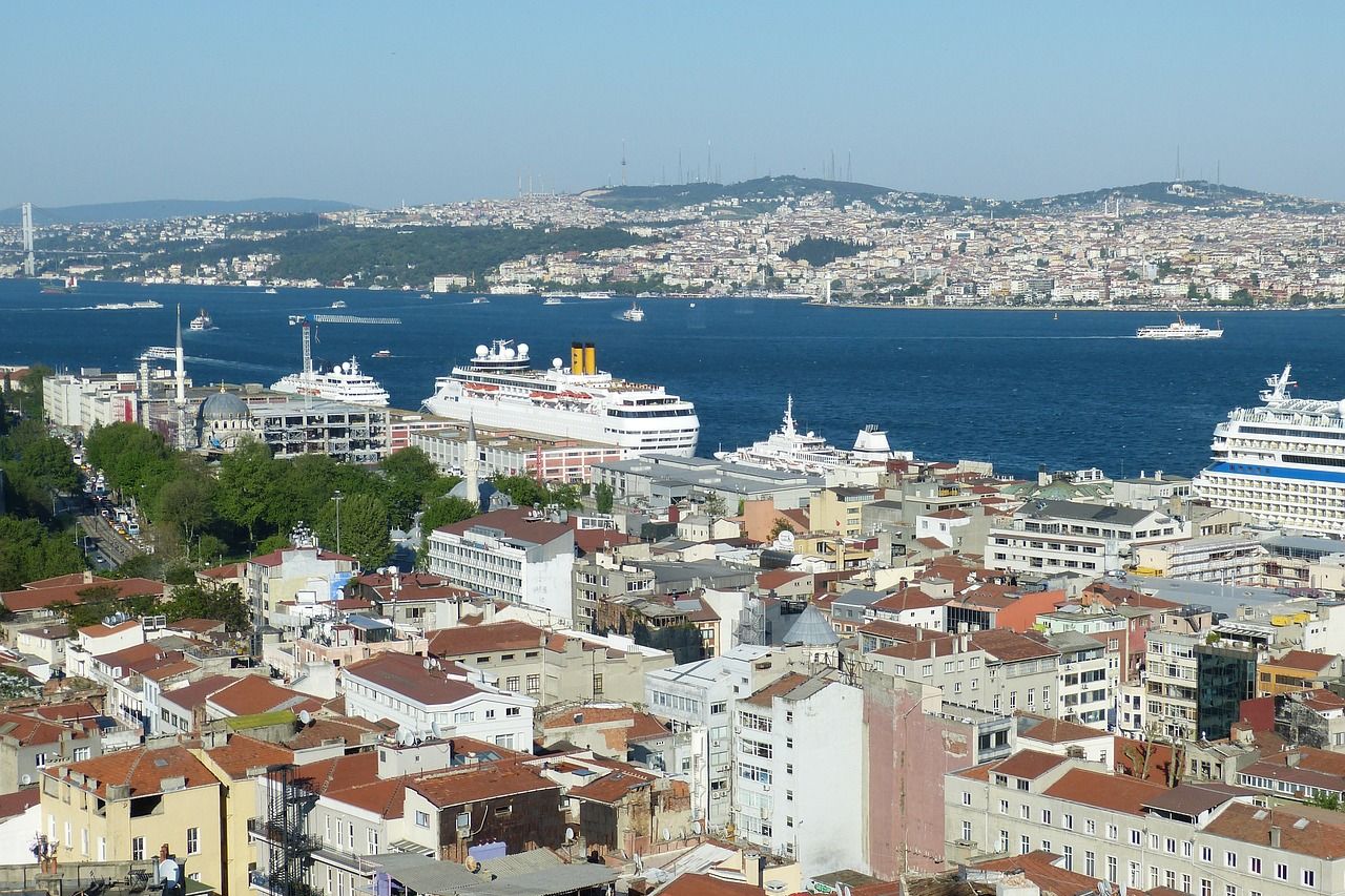 Круиз в мае на лайнере Astoria Grande Круиз в мае из Сочи в Стамбул на лайнере Astoria Grande